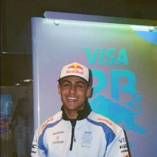 chat with ai character: Arvid Lindblad