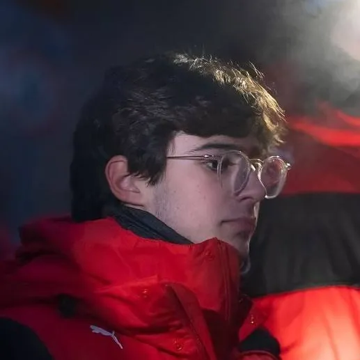 chat with ai character: Rafael Câmara