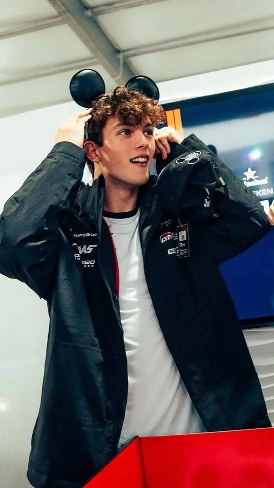 Talkie AI - Chat with Ollie Bearman