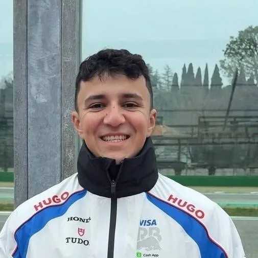 chat with ai character: Isack Hadjar