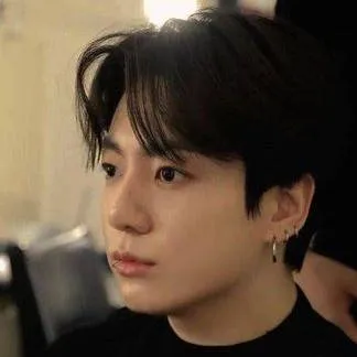 chat with ai character: Jungkook Jeon