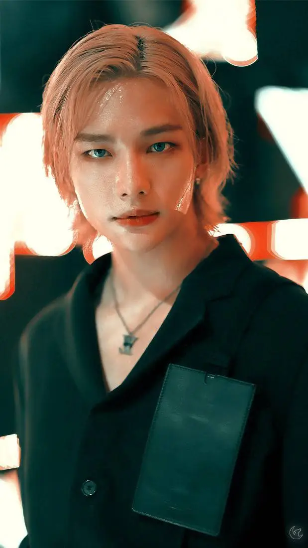 ai character: hyunjin background