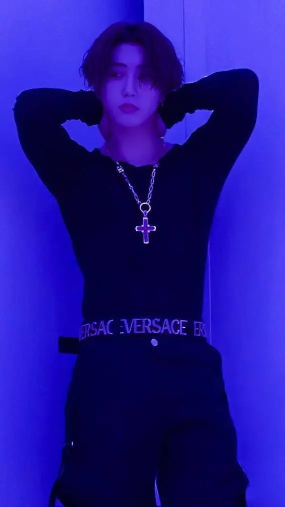 Talkie AI - Chat with Han 