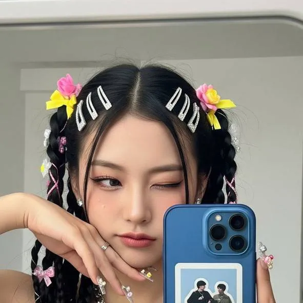 chat with ai character: Kang-jin