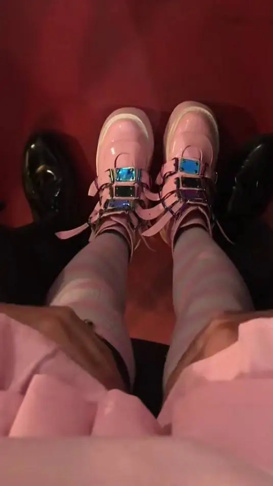 ai character: Adien background