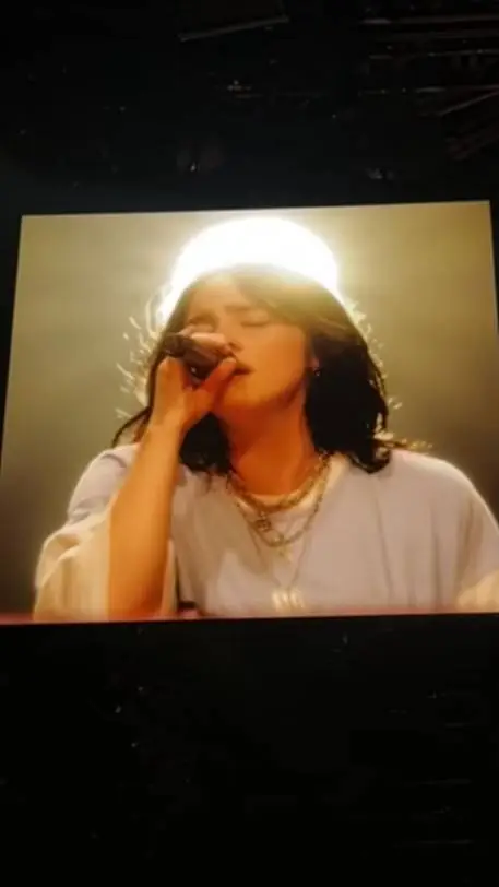 ai character: Billie eilish  background