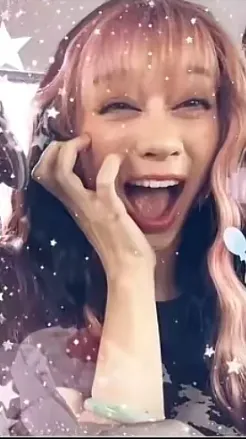 ai character: Megan 💗 background