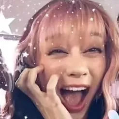 chat with ai character: Megan 💗