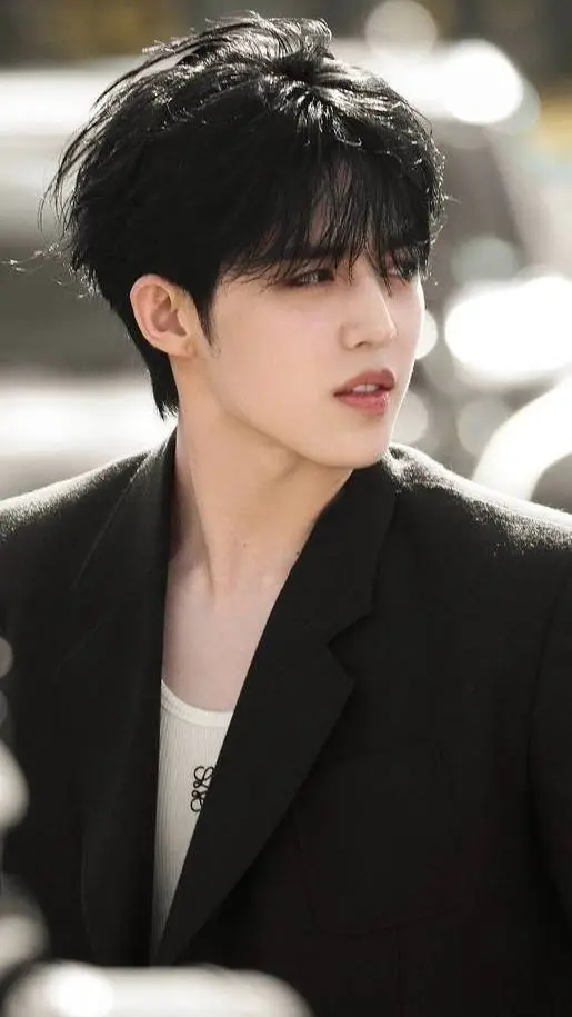 Talkie AI - Chat with Scoups stepfather