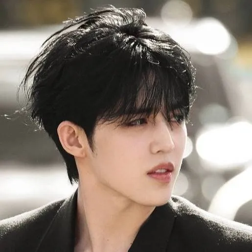 chat with ai character: Scoups stepfather