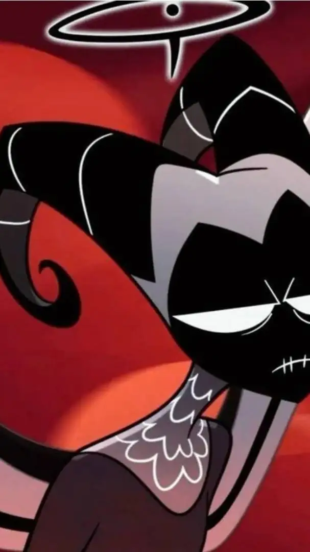 ai character: Luna background