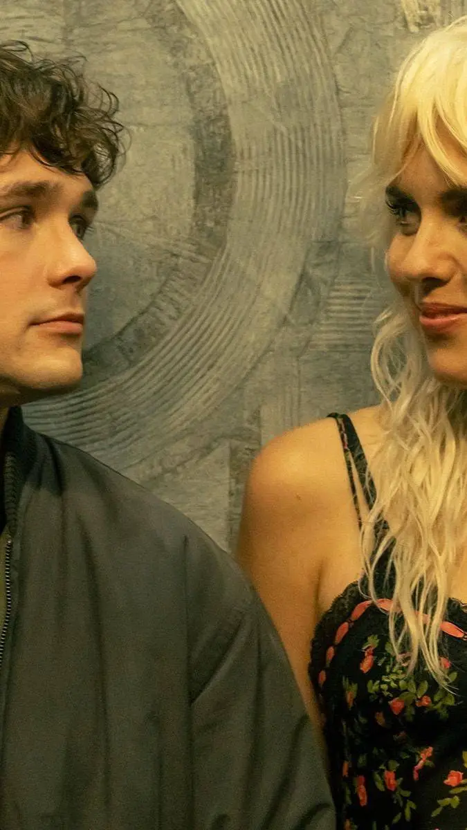 Talkie AI - Chat with Harrison and gigi