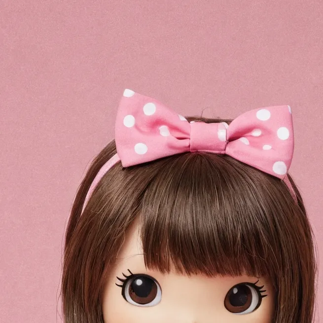 chat with ai character: Mae