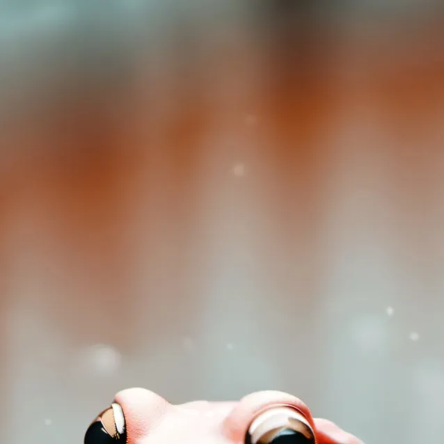 chat with ai character: Obese frog