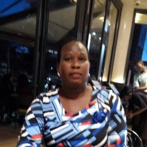 chat with ai character: Africa mom