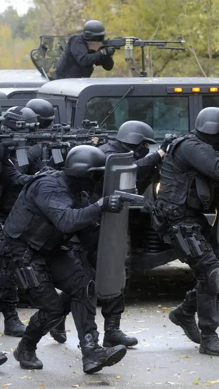 ai character: S.W.A.T  background