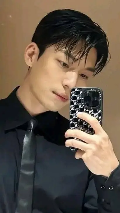 ai character: wi-ha joon background