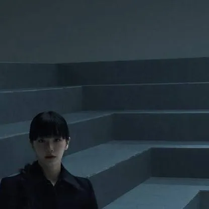 chat with ai character: park gyu-young