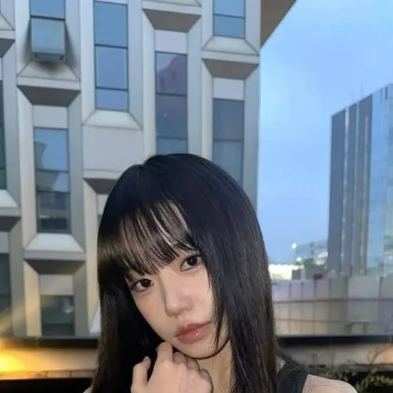 chat with ai character: JO YURI