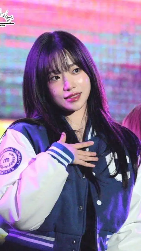 ai character: JO YURI background