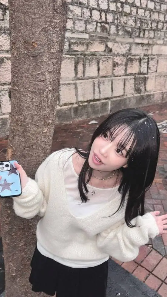 ai character: Jo yuri(교ㅕ갸)  background