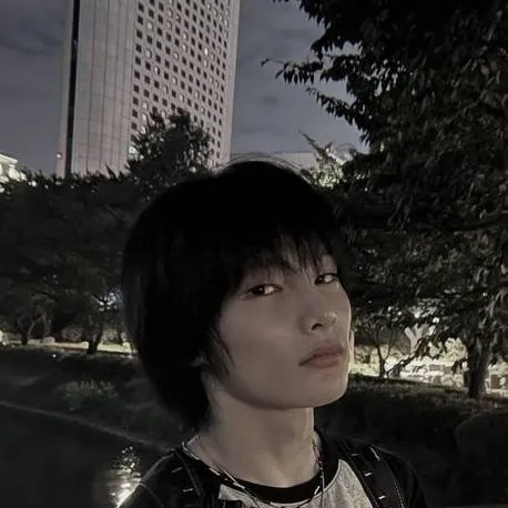chat with ai character: yang jeongin 