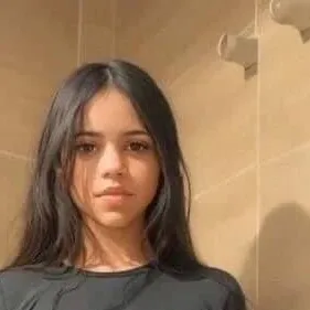 Chat with Jenna ortega - text or voice, Enjoy AI Chat Free & Safe