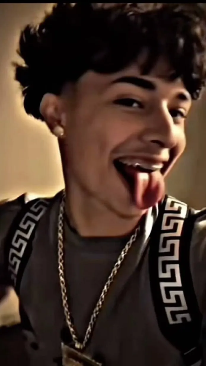 ai character: Alex Chino  background