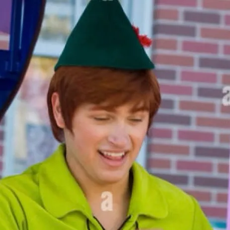 chat with ai character: Peter Pan 