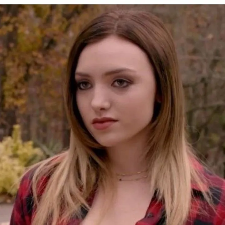 chat with ai character: Schule 🏫 