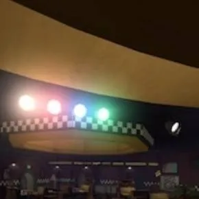 chat with ai character: Fnaf pizzeria