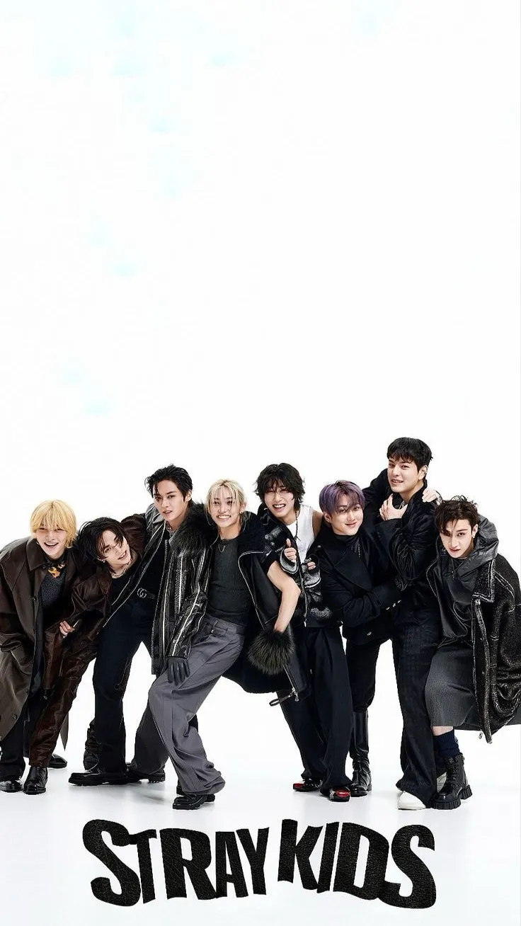 ai character: Straykids talkie!  background