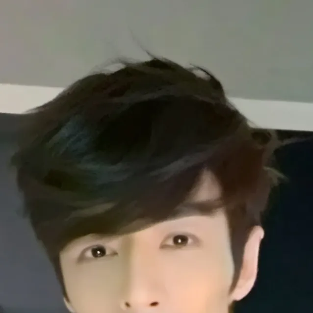 chat with ai character: raptorgmer 