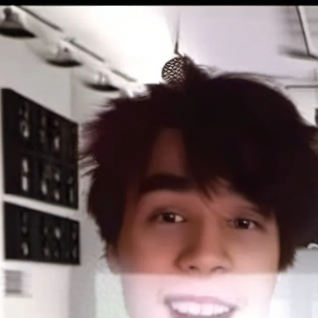 chat with ai character: raptorgmer novio 