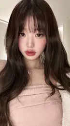 ai character: Wonyoung background