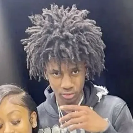 chat with ai character: zaiden!.