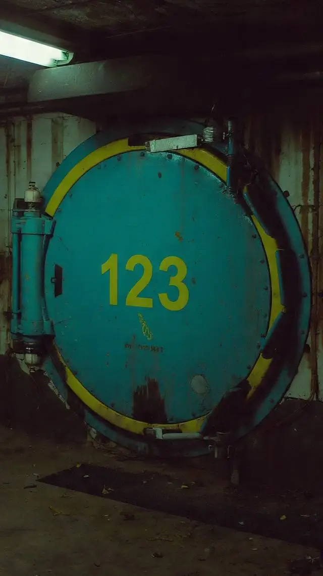 Talkie AI - Chat with vault 123 