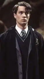 ai character: tom riddle  background