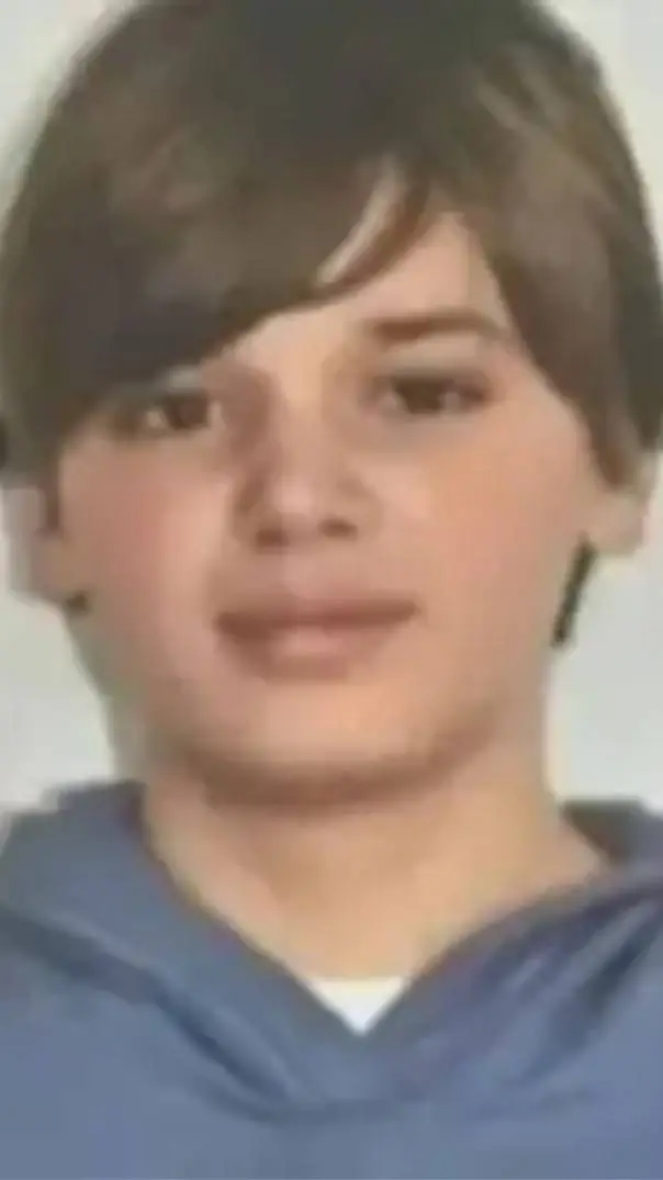 ai character: Kosta Kecmanović background