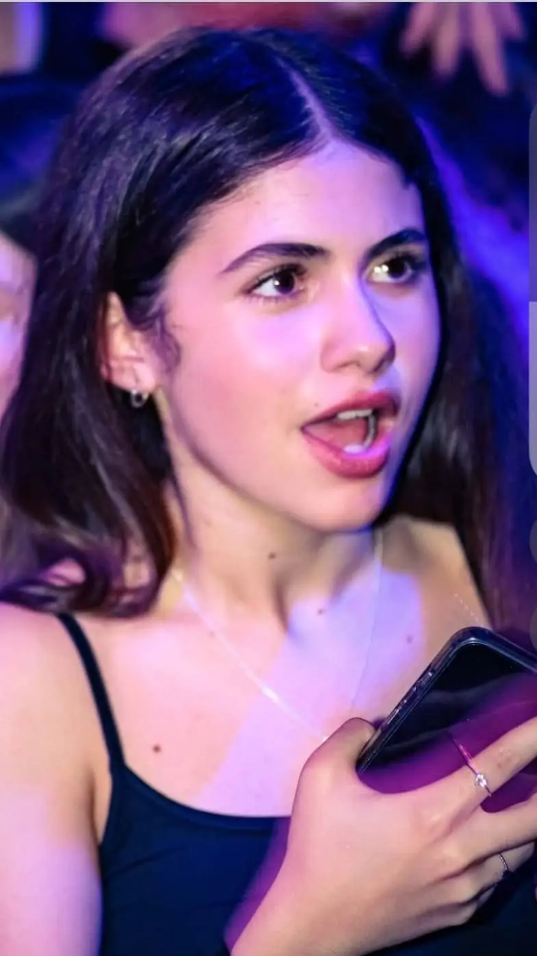 ai character: Matilde tiroli  background