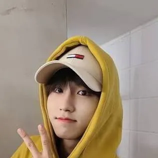 chat with ai character: han jisung 