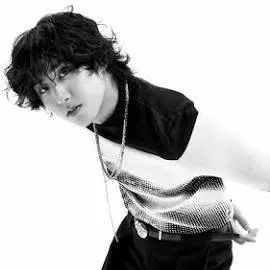 chat with ai character: KATSEYE X SKZ