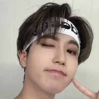 chat with ai character: han jisung