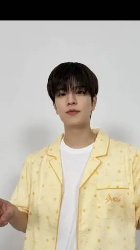 ai character: SEUNGMIN  background