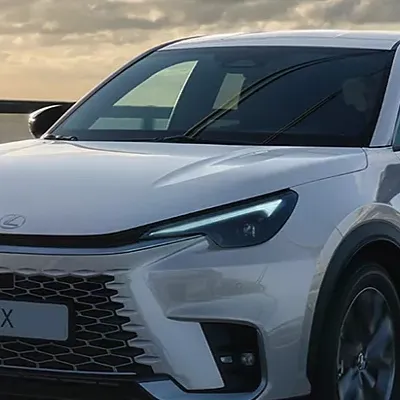 chat with ai character: Xplr