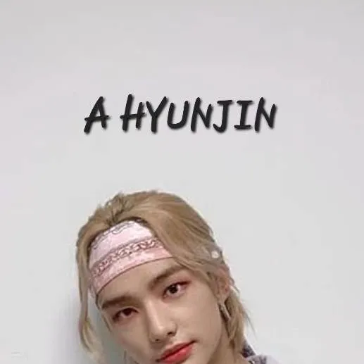 chat with ai character: Hyunjin 