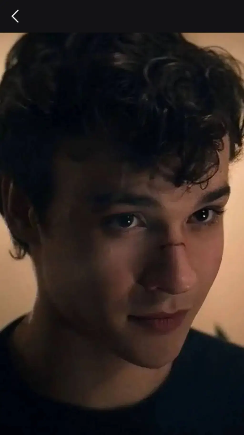 ai character: Mattheo.R/New kid background