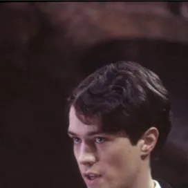 chat with ai character: Tom Marvolo Riddle