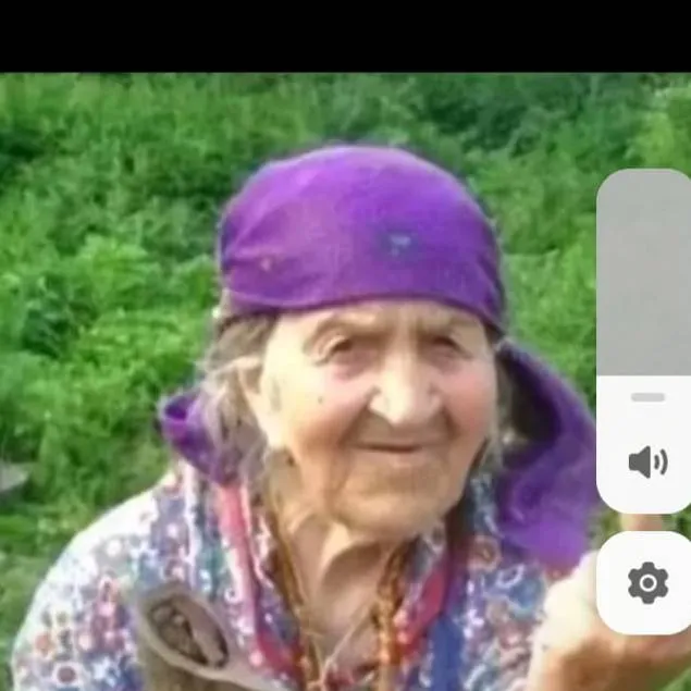 chat with ai character: BACKKK