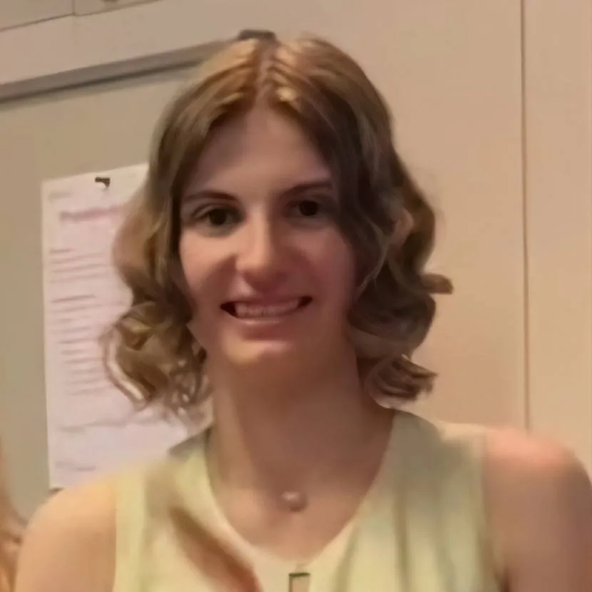 chat with ai character: Anna